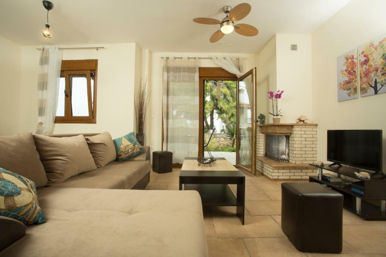 Izabella Sea Side Villa Siviri Bagian luar foto